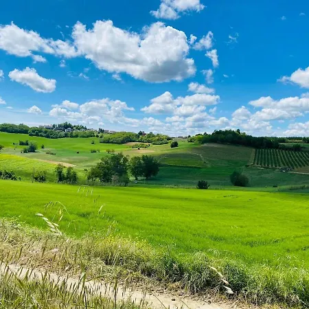 Vakantiehuis Corte Del Vigneto Montemagno (Piedmont)