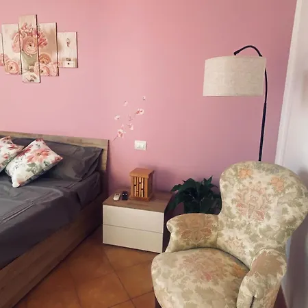 Corte Del Vigneto Montemagno (Piedmont)